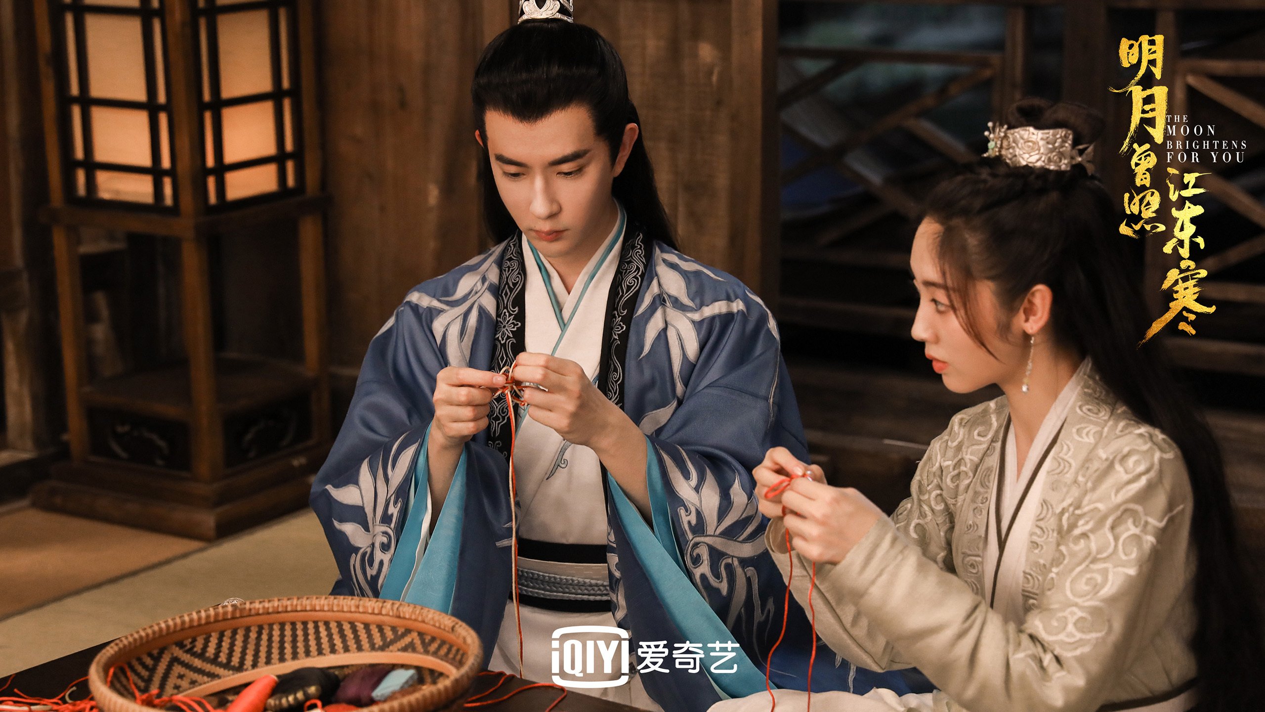 儿童经常看电子产品(孩子看电子产品有益处的吗)